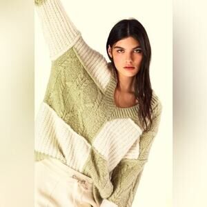 Zara Sweater Womens Small Patchwork Chunky Knit Sage Green Ivory V Neck Oversize